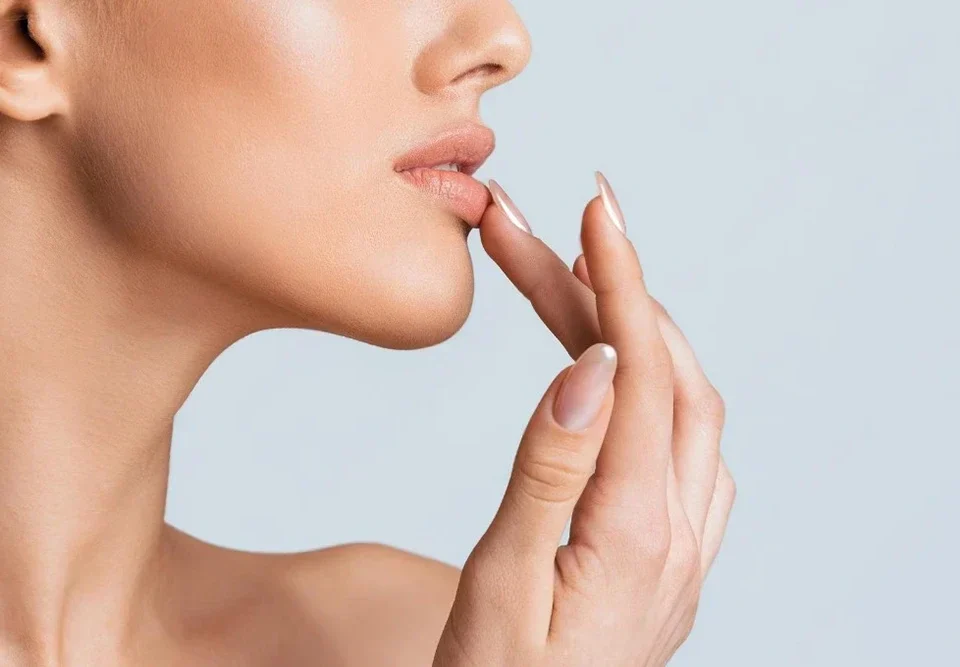 Dudak Dolgusu Hakkında Merak Edilen Her Şey: Sıkça Sorulan Sorular ve Cevapları