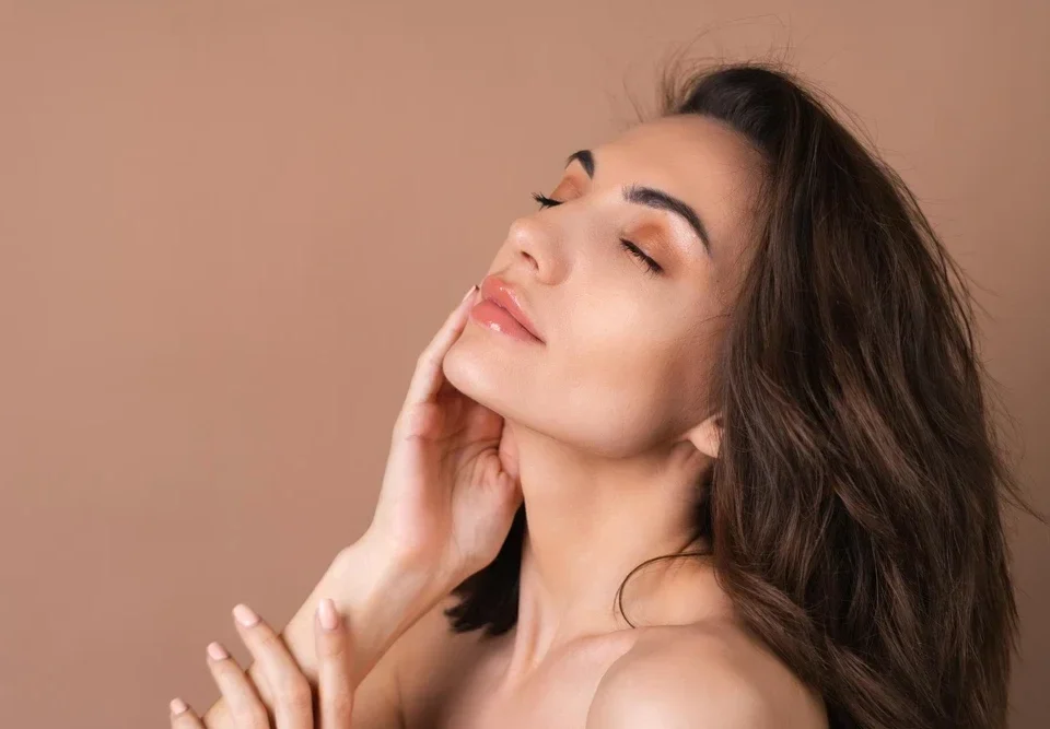 Medikal Estetik ile Yüz Şekillendirme: V-Line ve Jawline Kontürleme