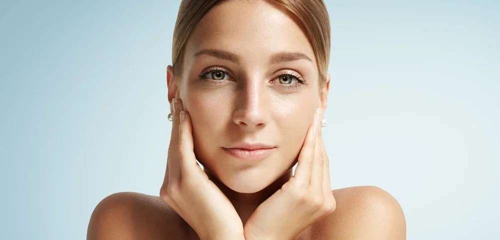 Hydrafacial ile Akne ve Sivilce Tedavisi 11 Hydrafacial ile Akne ve Sivilce Tedavisi | Kadıköy Dr. Ülger