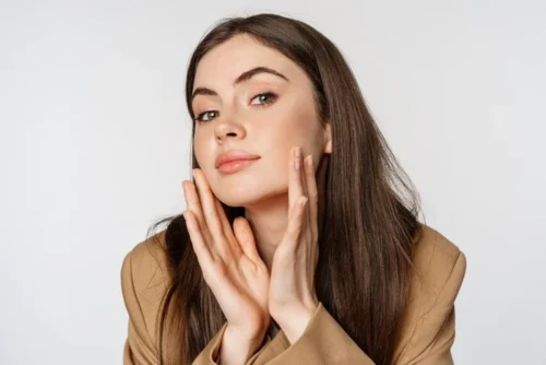 Hydrafacial Nedir? Cildinize Sağlık ve Işıltı Kazandırın