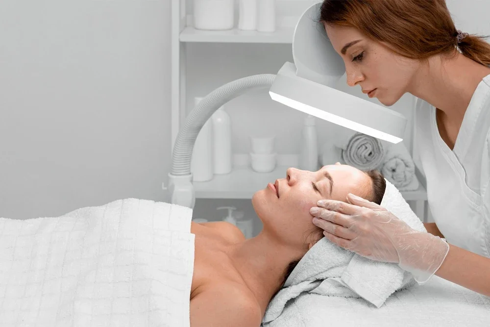 Hangi Medikal Estetik Uygulaması Sizin İçin Uygun? Şikayetinize Göre Tedavi Rehberi