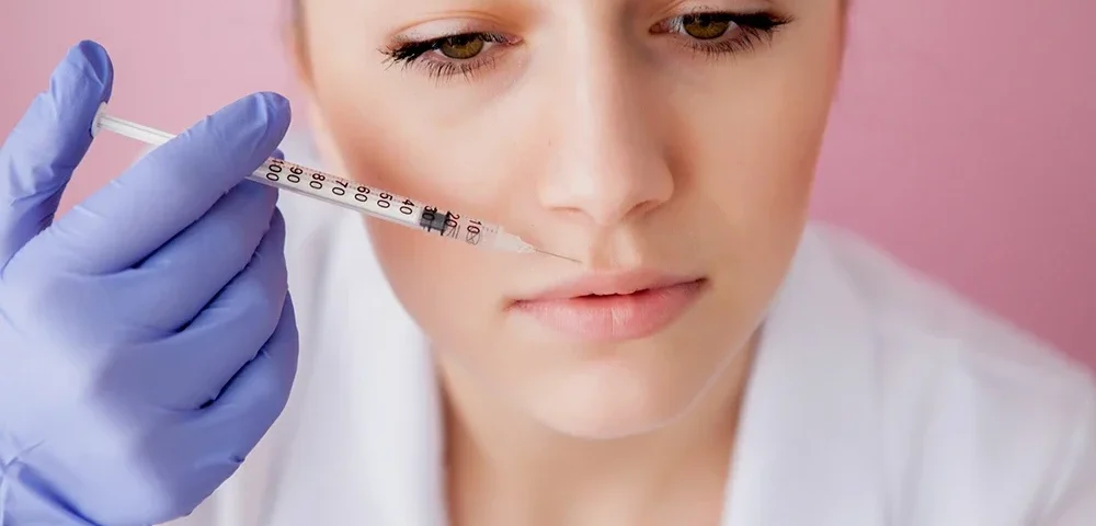 Dermal Dolgu ile Güvenli ve Doğal Sonuçlar: Estetikte Altın Standart