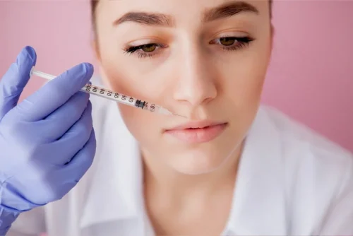 Dermal Dolgu ile Güvenli ve Doğal Sonuçlar: Estetikte Altın Standart