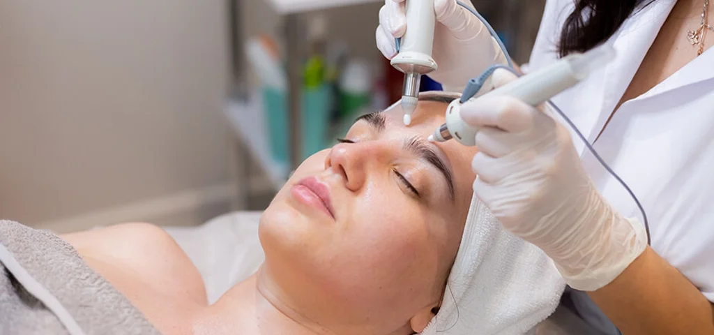 Bağdat Caddesi Hydrafacial: 2026 Klinik Rehberi