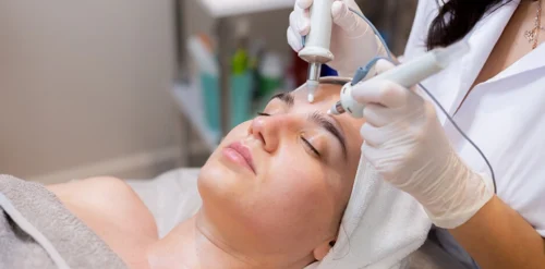 Bağdat Caddesi Hydrafacial: 2026 Klinik Rehberi