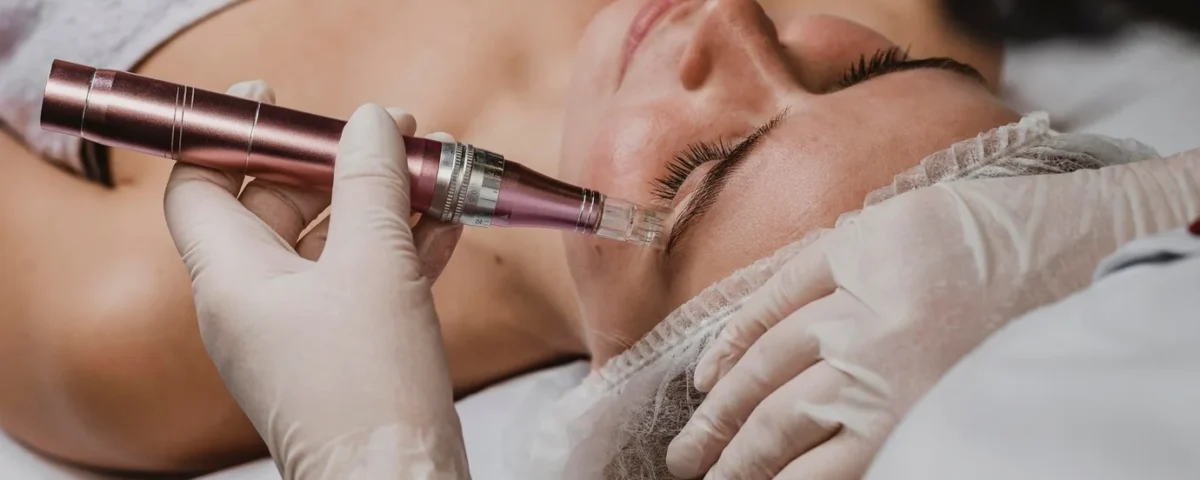 İğnesiz Mezoterapi Nedir? 2026 Etki Rehberi 5 What Is Needle-Free Mesotherapy? A 2026 Guide to Its Effects