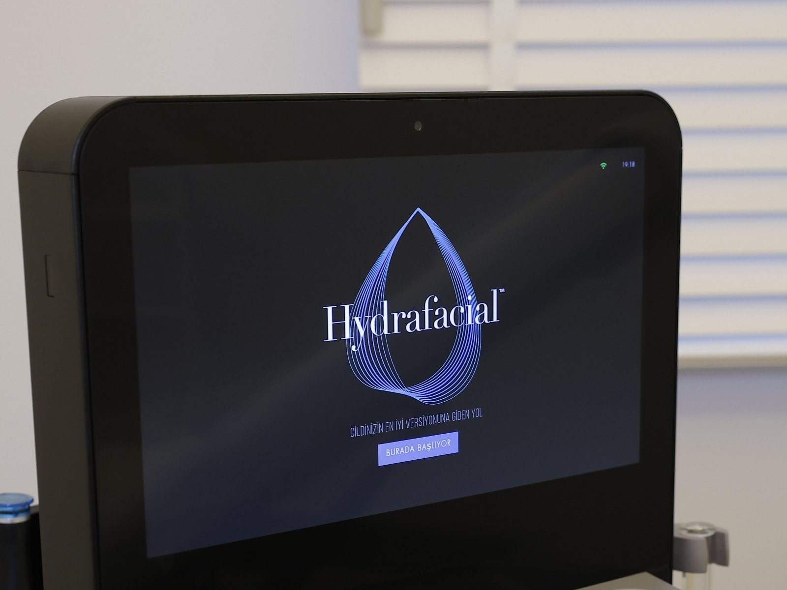 Hydrafacial